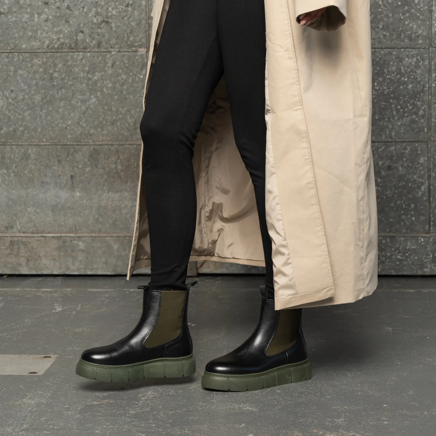 Tove chelsea støvle læder - BLACK/KHAKI